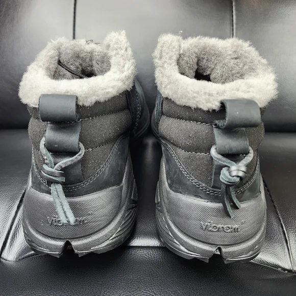 UGG MIWO Trainer High Suede Sz12 NIB!! display picture 3